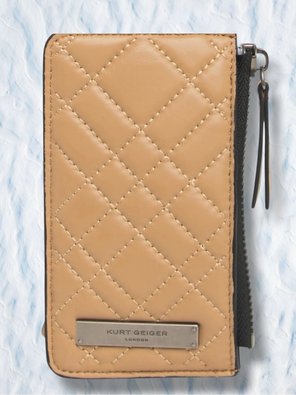 Kurt Geiger 🪢 Quilted Card Case with Strap in Camel